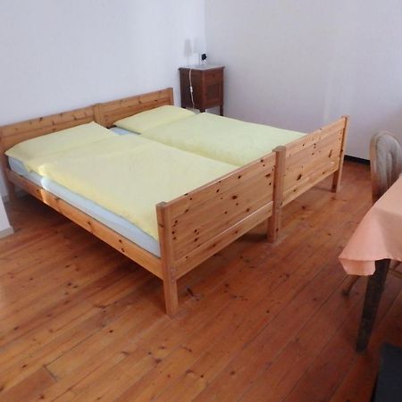 Hotel Garni Maggia Giumaglio Ngoại thất bức ảnh