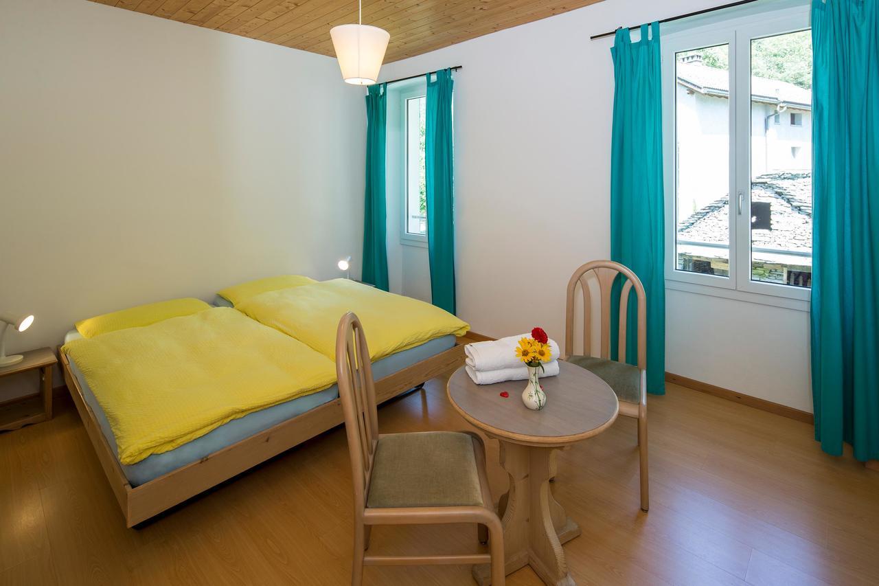 Hotel Garni Maggia Giumaglio Ngoại thất bức ảnh