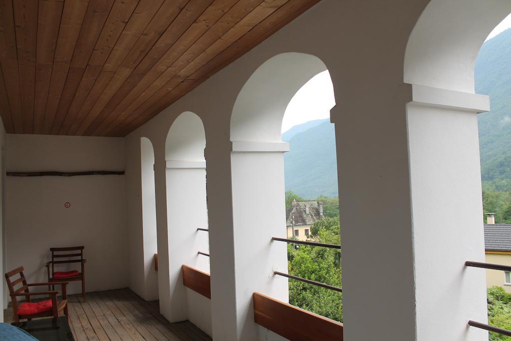 Hotel Garni Maggia Giumaglio Ngoại thất bức ảnh